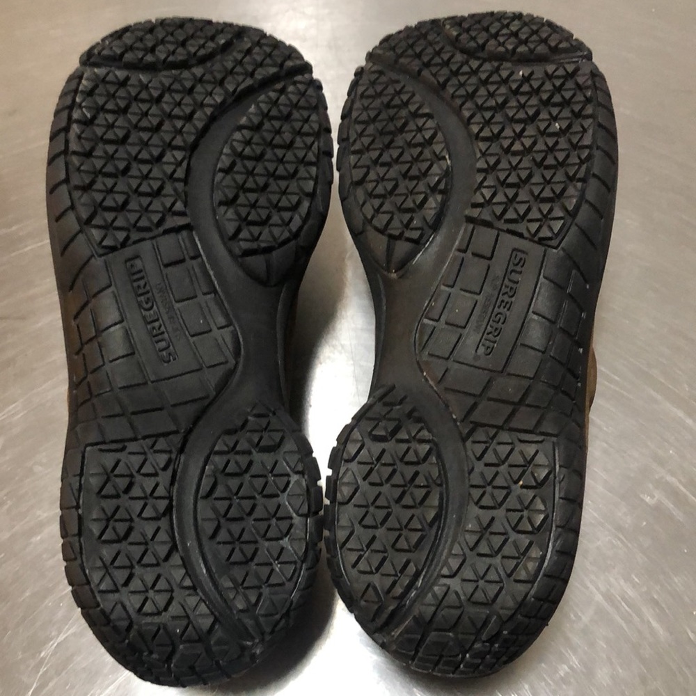 Women’s Merrells - Picture 3 of 3